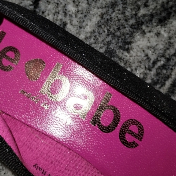 le babe black shimmery flats size 9 leather buckle detail - Picture 4 of 8